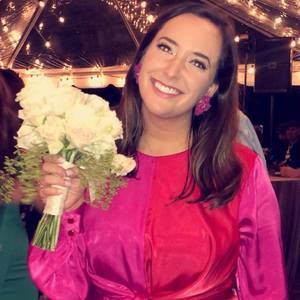 Meet your Posher, Elise